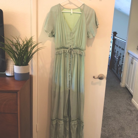 Pinkblush | Dresses | Sage Green Boho Dress Never Worn Excellent Condition  Smoke Freepet Free Home | Poshmark